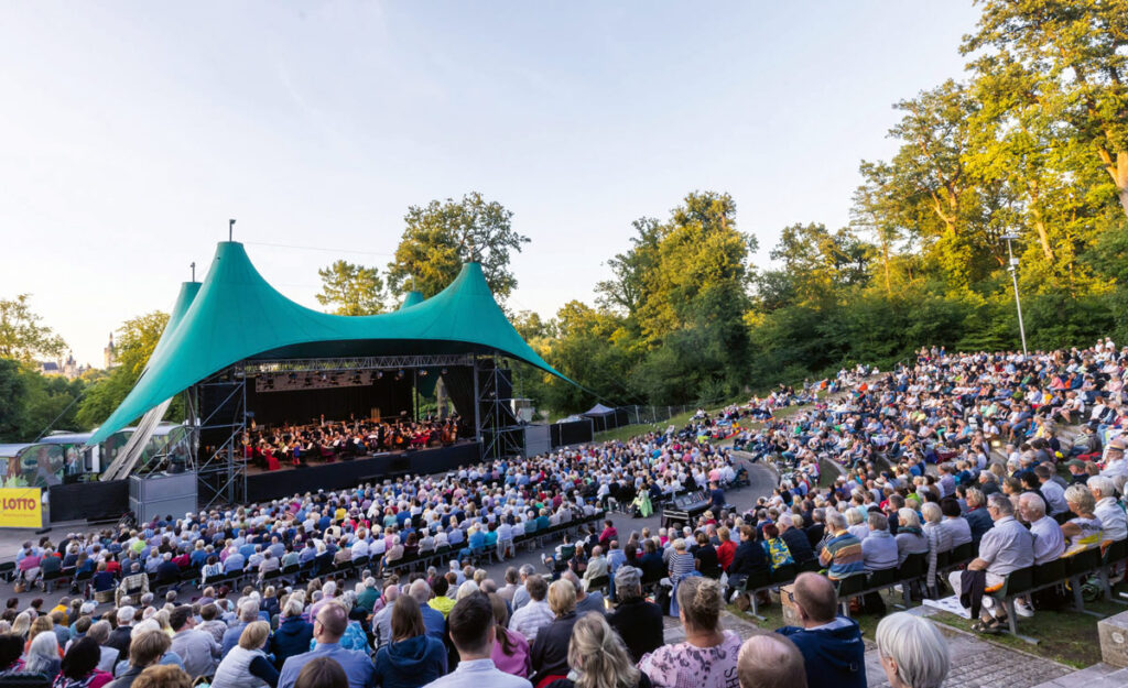Schlosfestspiele 2025 - MeckProms