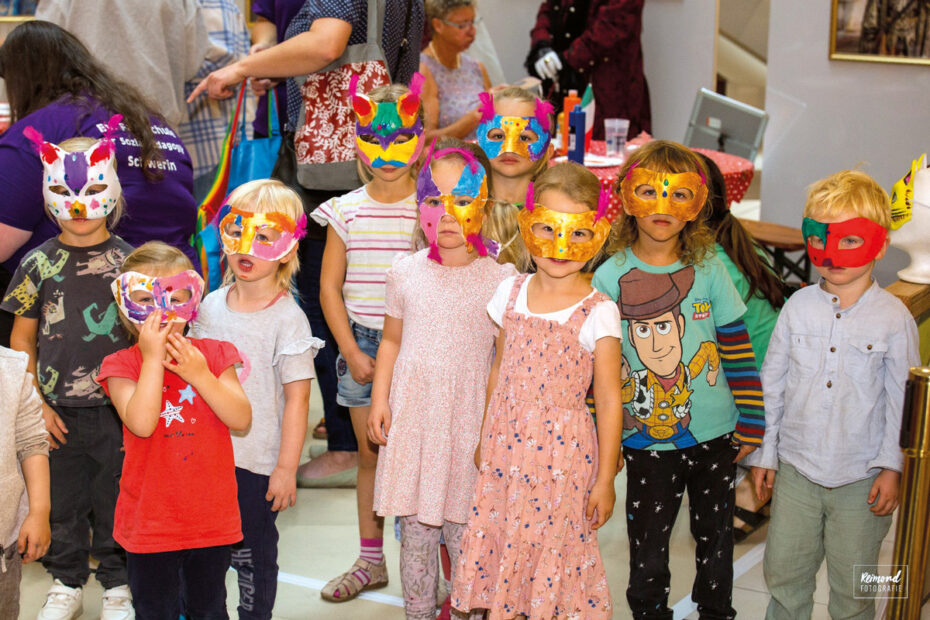 Venezianische Tage - Maskenbastel in der Marienplatz-Galerie