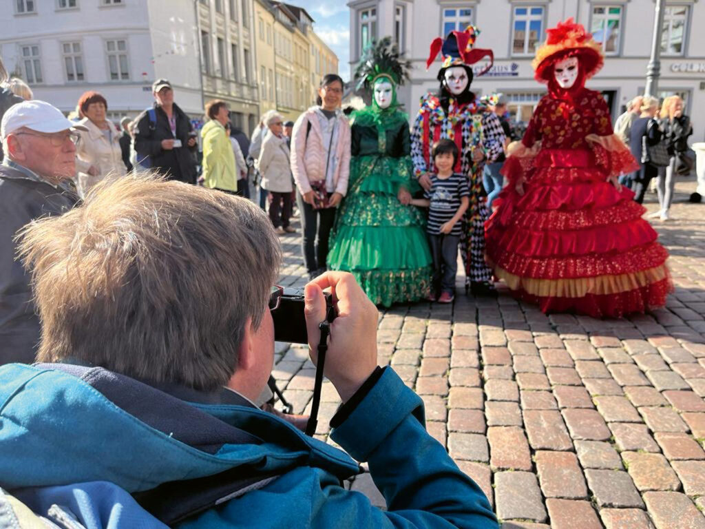Venezianische Tage - kostümträgr