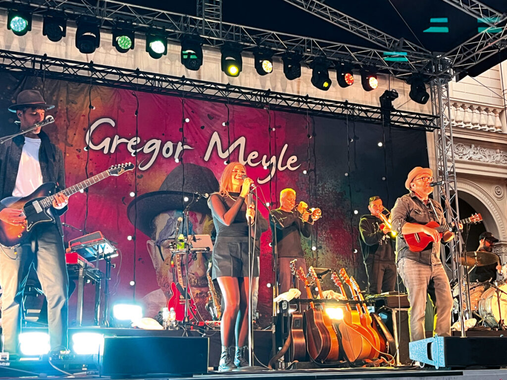 Gregor Meyle mit Band