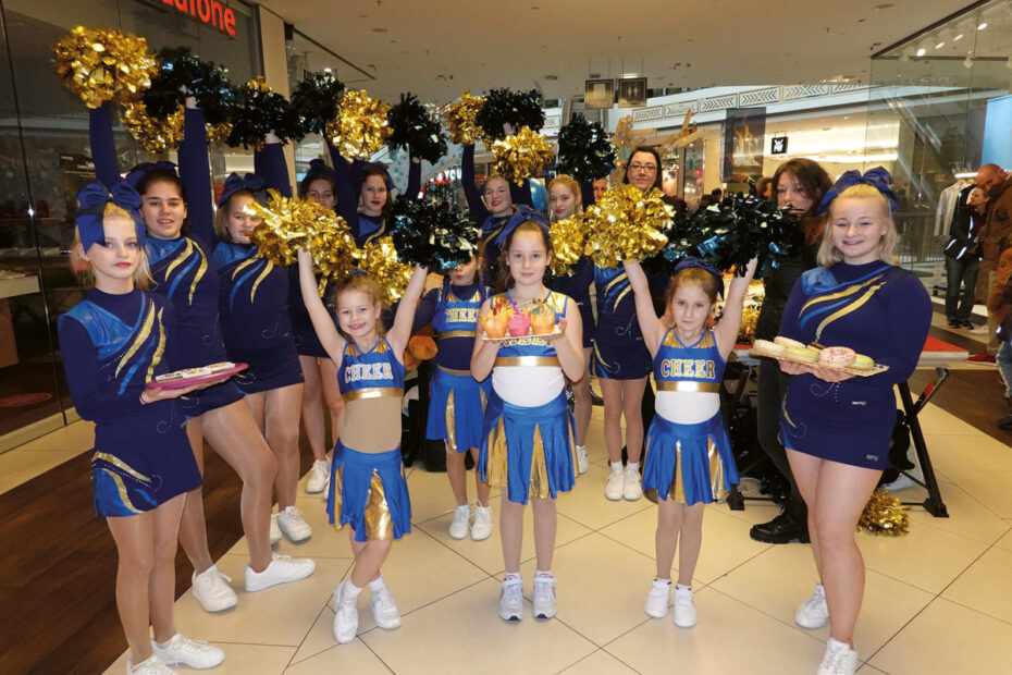 MAG - Cheerleader backen kuchen