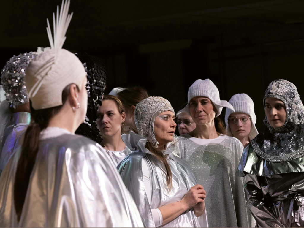 Sterni und die Astronauten in der M*Halle