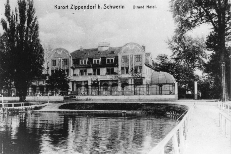 Hinter Mecklenburger Fassaden - Strandhotel in Zippendorf