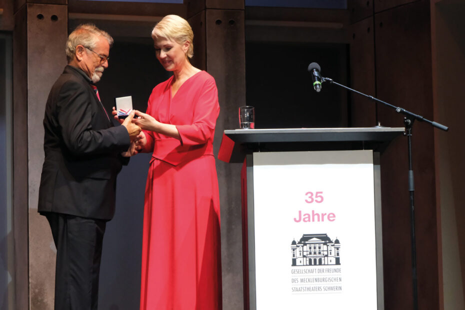 Mecklenburgisches-Staatstheater: 35 Jahre Theaterfreunde
